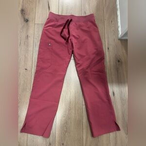 Figs Women’s Kade Cargo Scrub Pants Rose Quartz